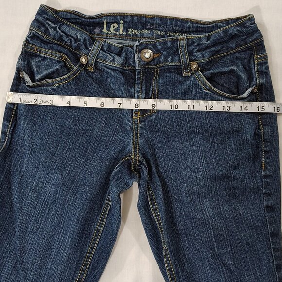 L.E.I. Ashley Trouble Jeans Womens Size 3 Low Rise Boot Cut Stretch Denim Blue - Picture 10 of 16